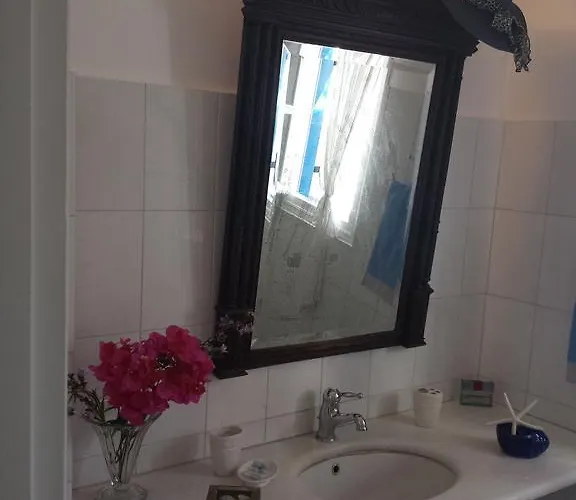 Nyaraló Anna Párosz